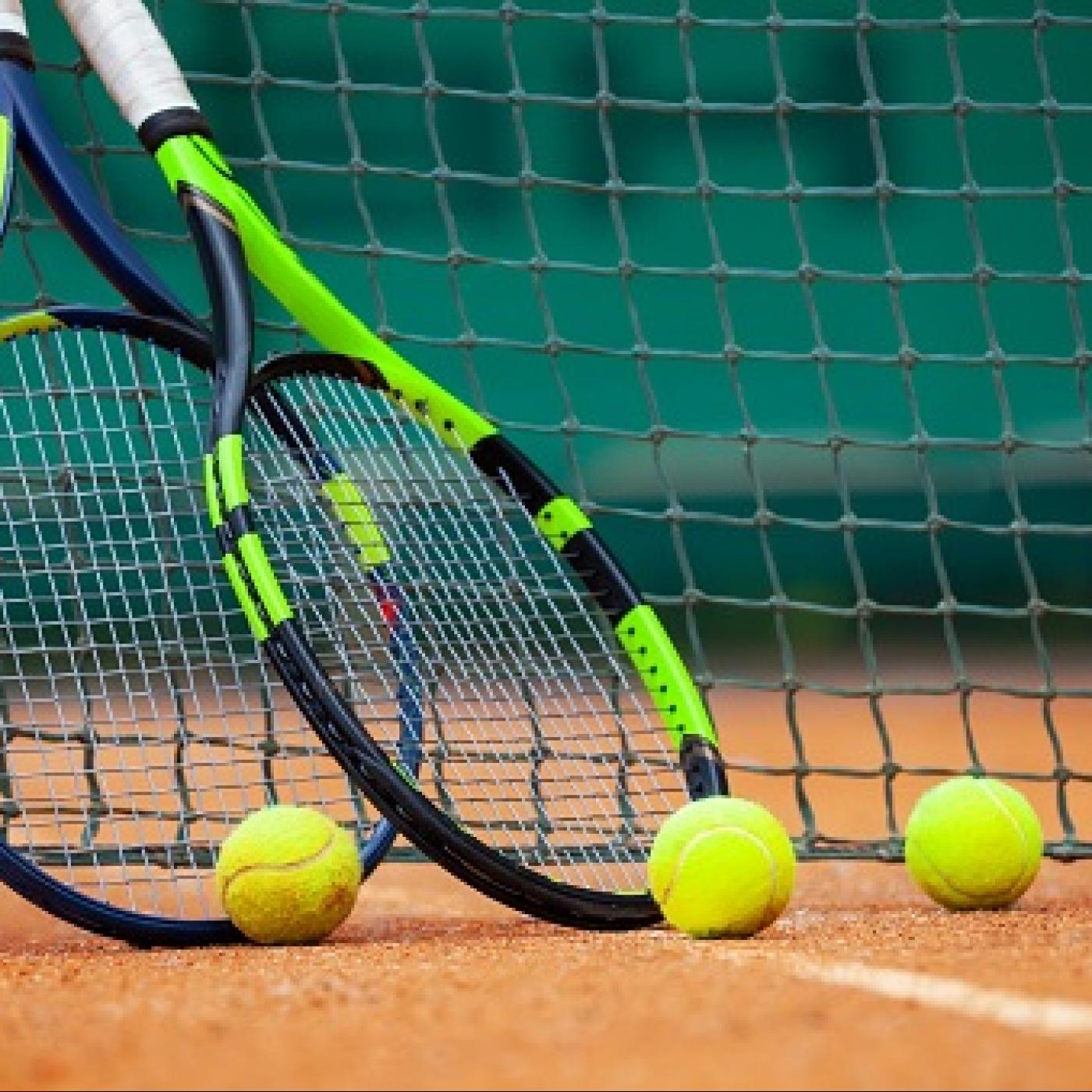 Le Dico des Rêves : Que signifie rêver de tennis ?