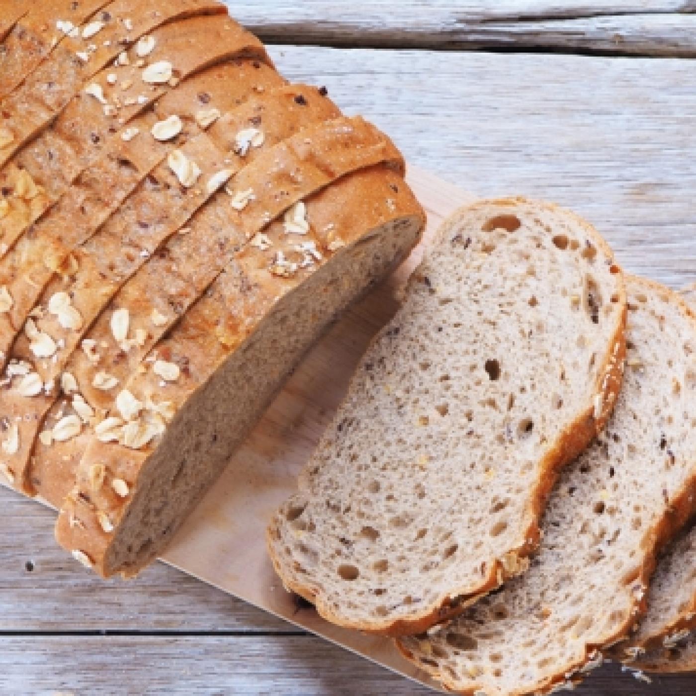 Le Journal des Bonnes Nouvelles : Comment transformer un pain rassis en pain frais ?