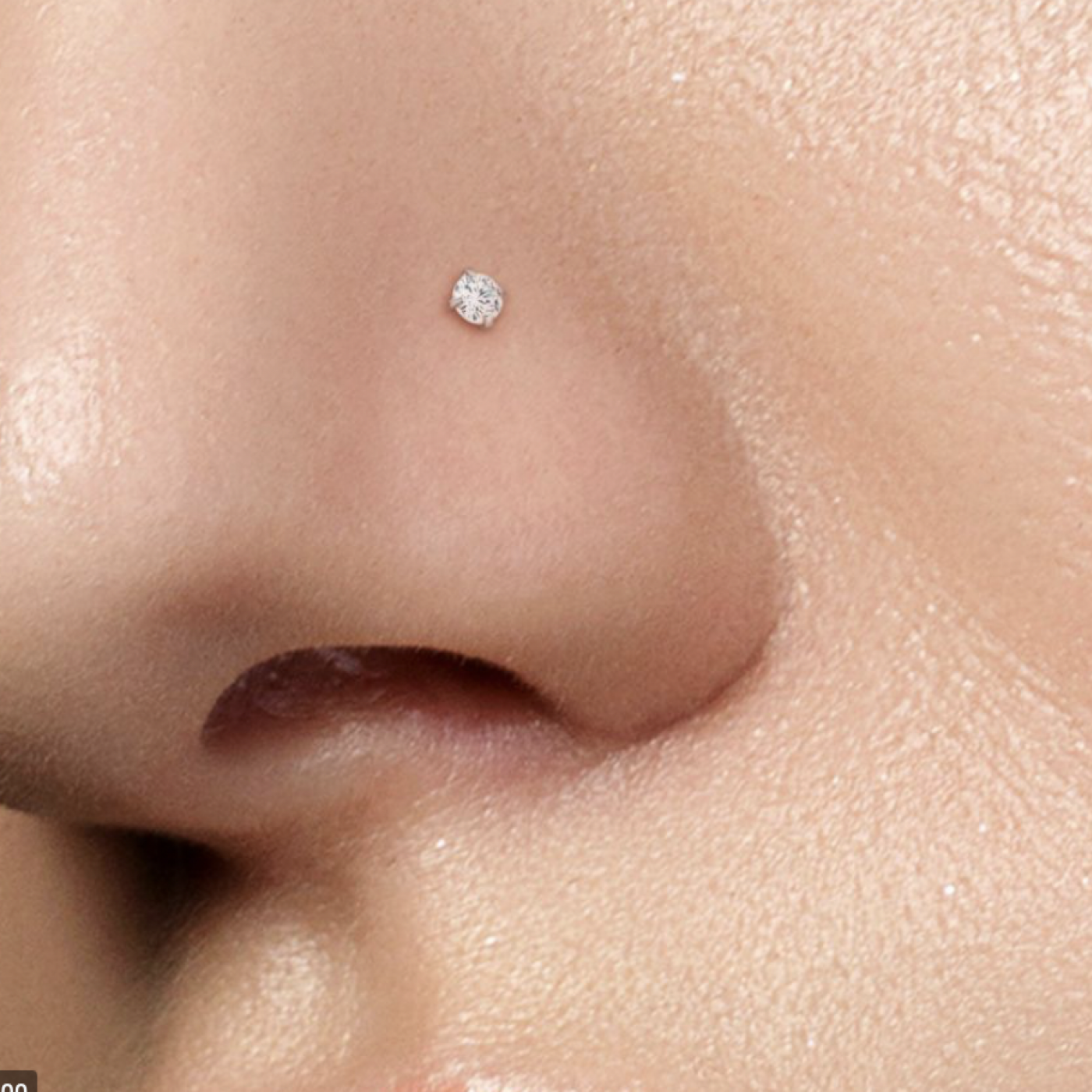Le Dico des Rêves : Que signifie rêver de piercing au nez ?