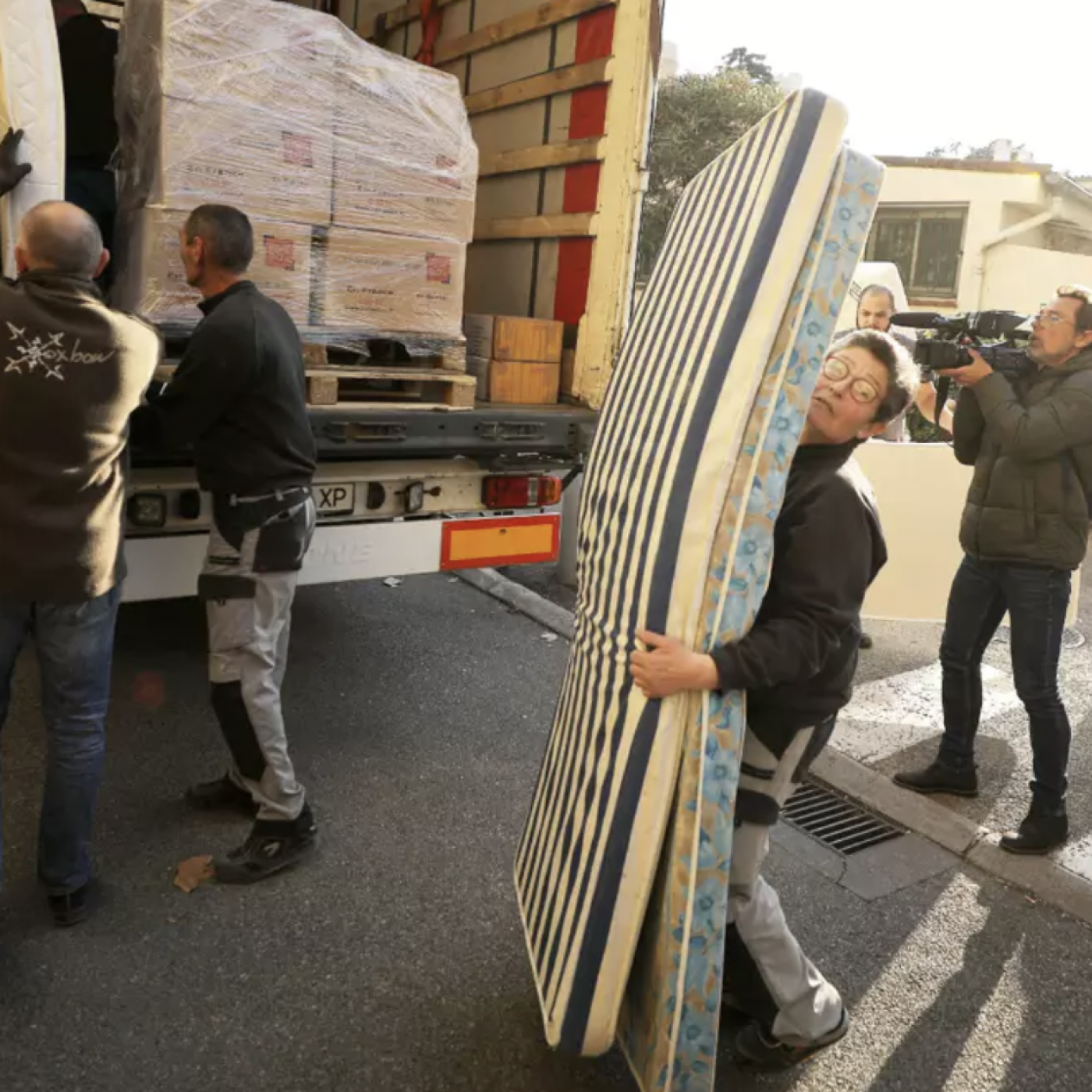 Un camion rempli de dons pour les Ukrainiens a quitté la Côte d’Azur hier pour la Pologne