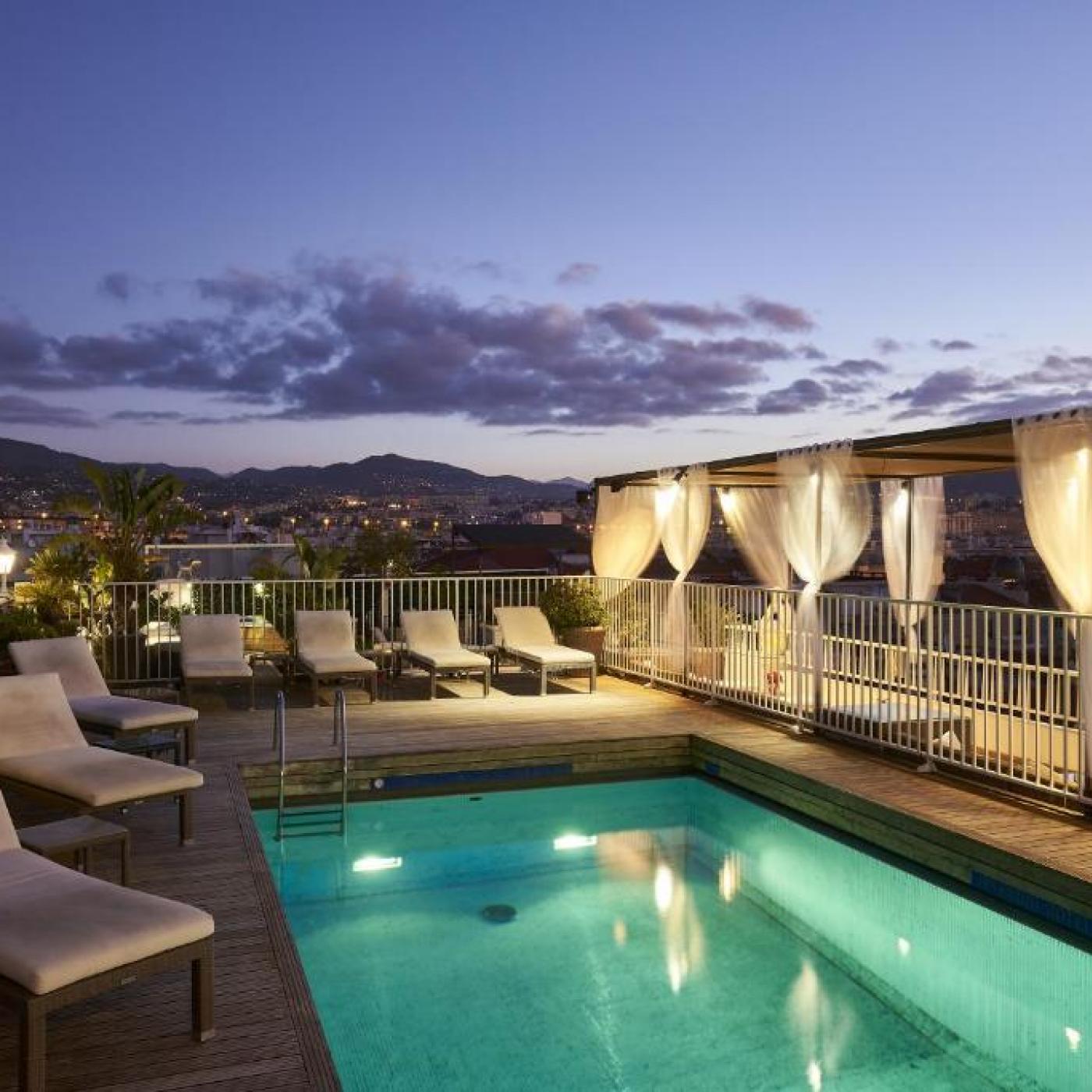ZOOM SUR L’HÔTEL LE SPLENDID